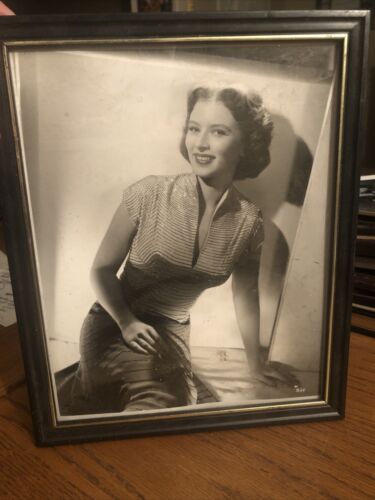 Amanda Blake Miss Kitty Original Press Photograph 8x10 Gunsmoke Early Young 9624